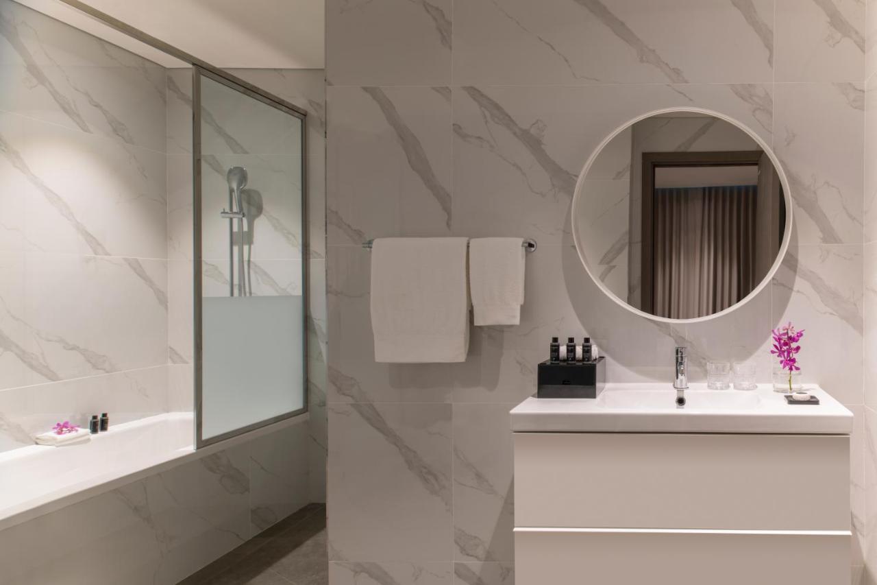Steigenberger Residence Doha Exteriör bild Bathroom