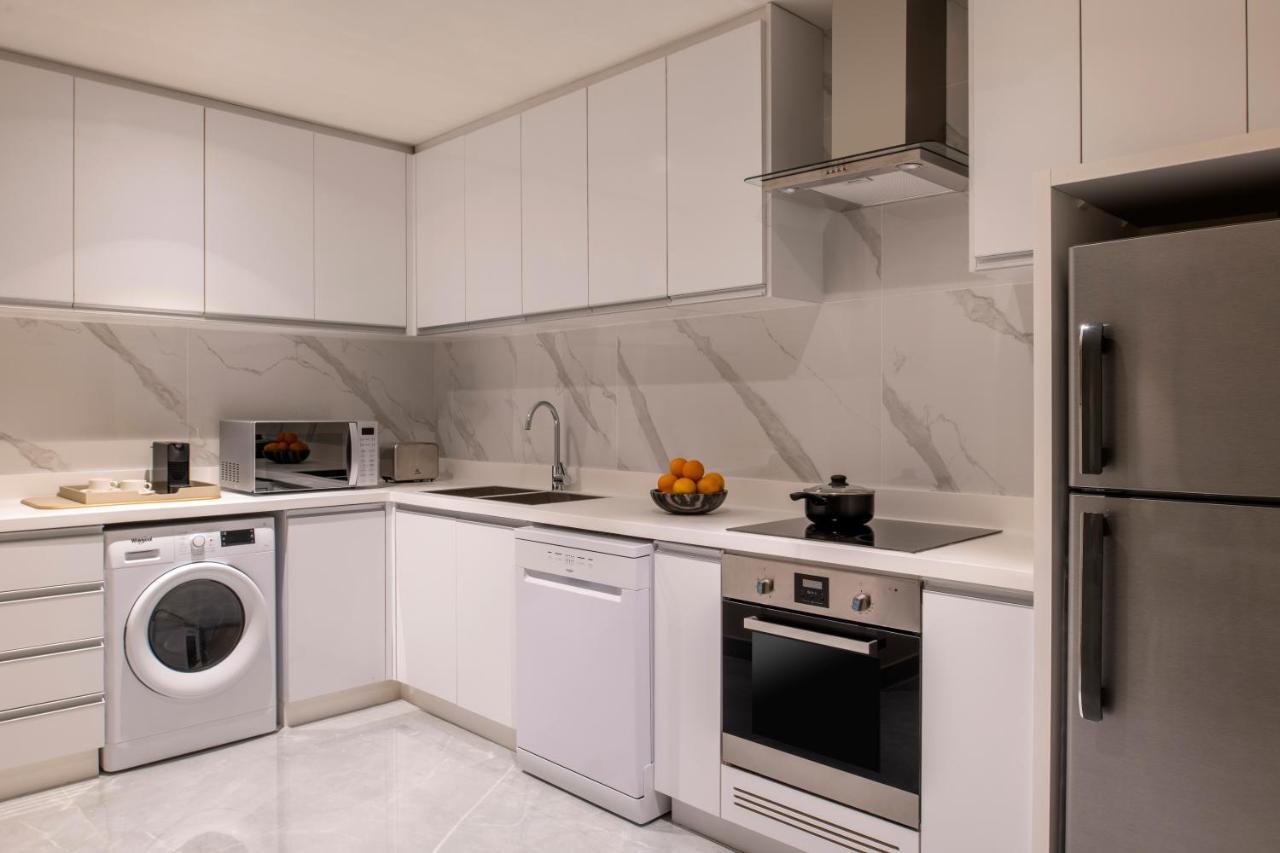 Steigenberger Residence Doha Exteriör bild A typical kitchen