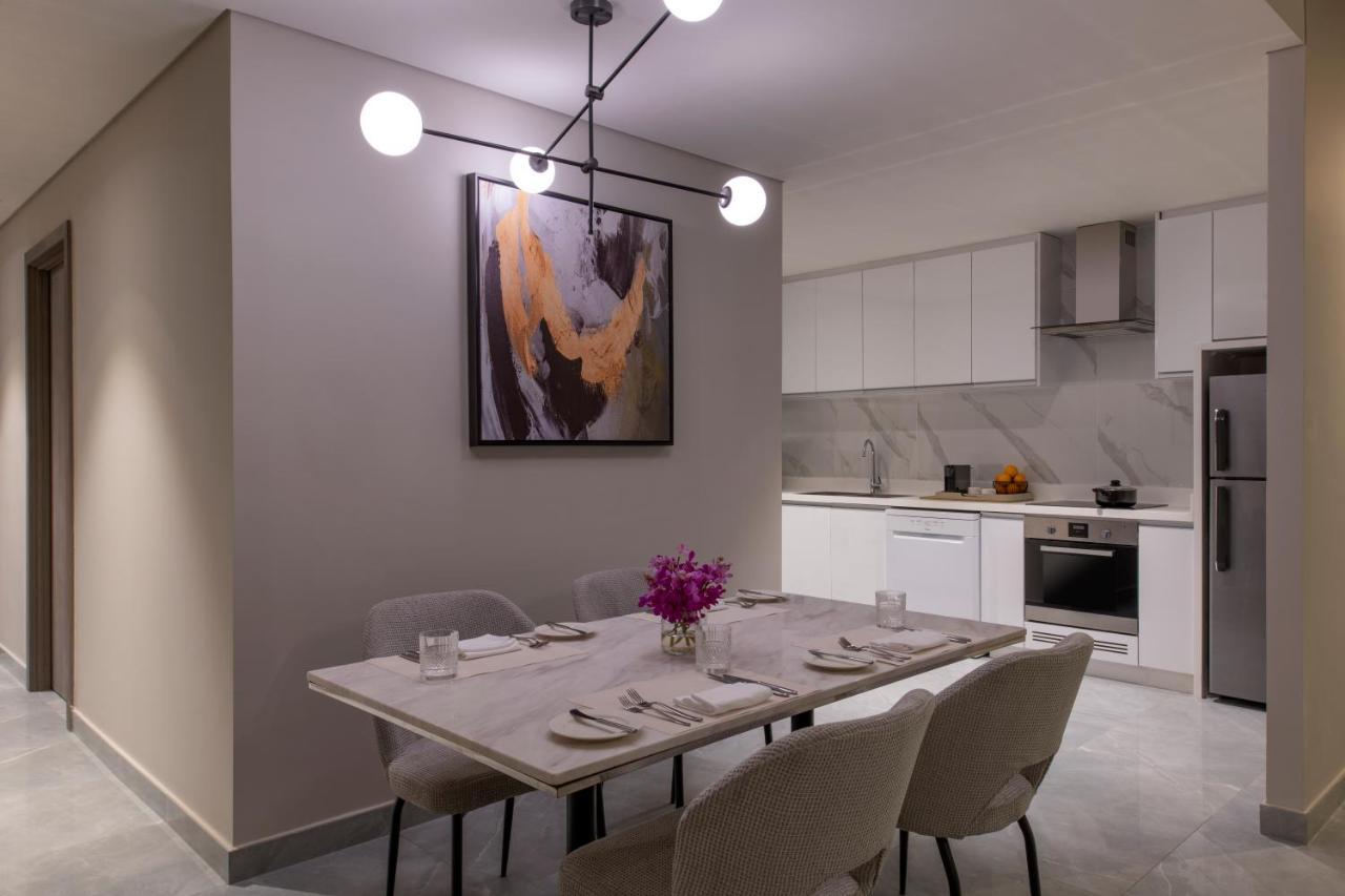 Steigenberger Residence Doha Exteriör bild A dining room